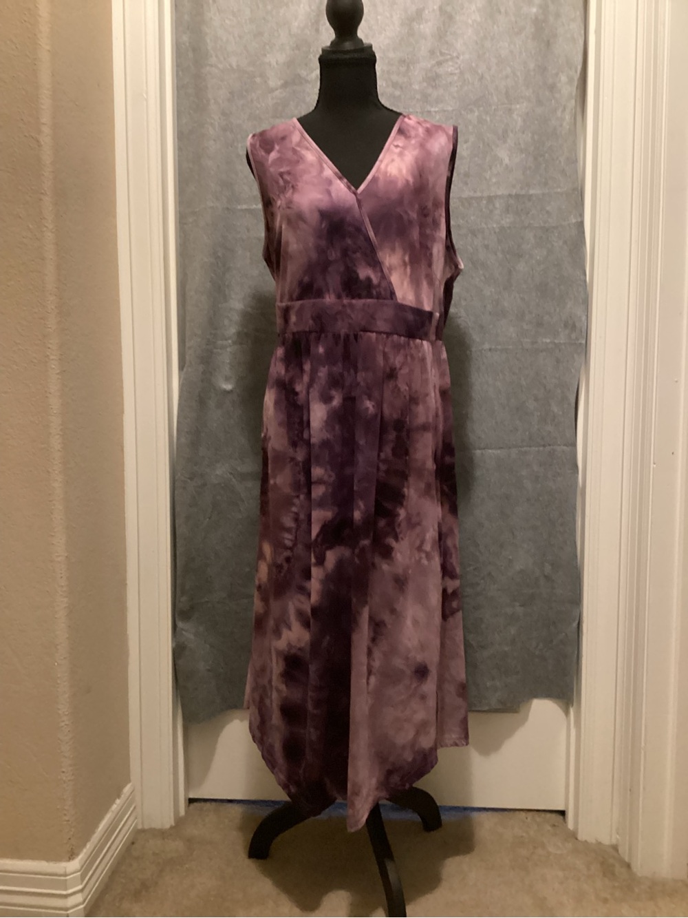 C40 BloomChic Purple Tie-Dye V-Neck Faux Wrap Dress
